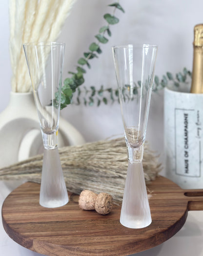 THE STATUS- GLASS SET OF 2